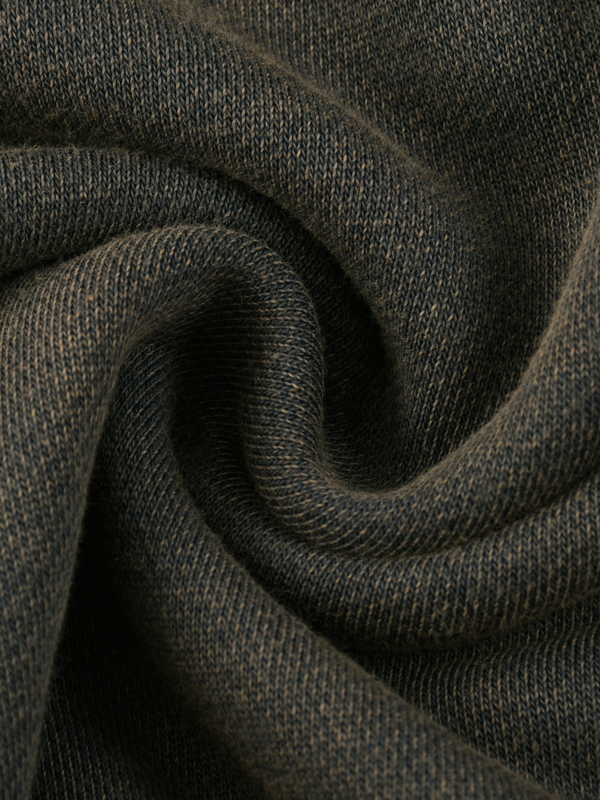 Vintage Frayed-Hem Hoodie 01